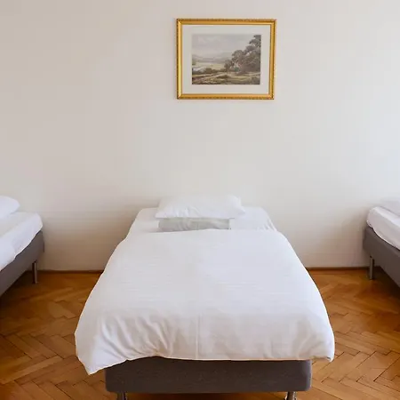 Budget Charles Square Appartement