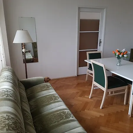 Appartement Budget Charles Square *