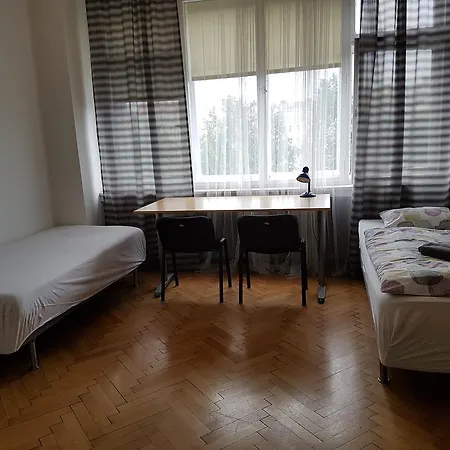 Appartement Budget Charles Square *