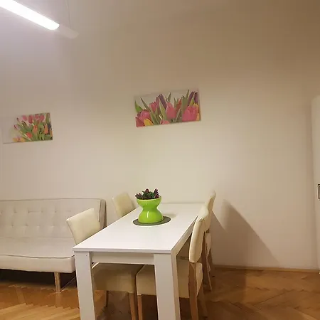 Budget Charles Square Prague